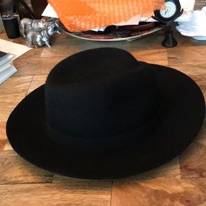 Black felt hat
